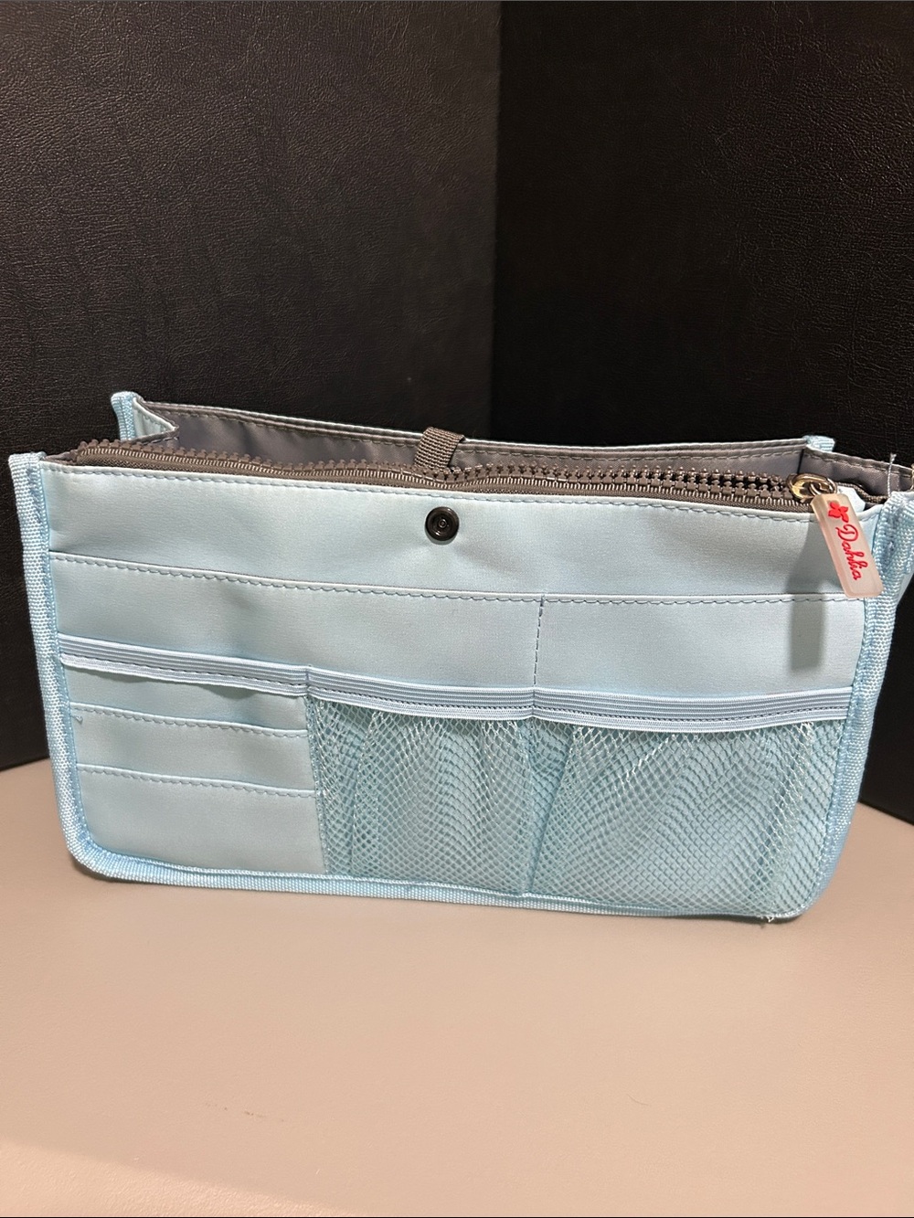 Dahlia bag organizer